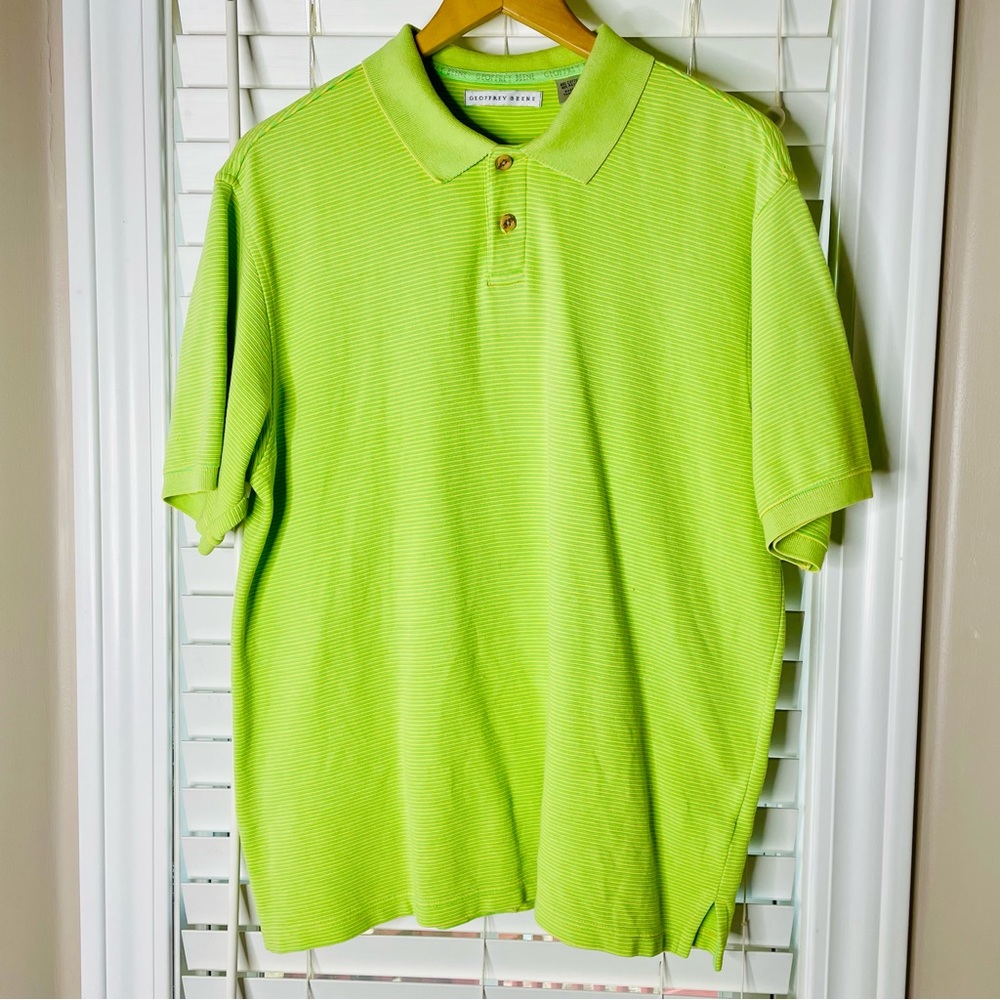 GEOFFREY BEENE MENS SIZE MEDIUM LIME GREEN WITH YELLOW PINSTRIPED COTTON POLO
